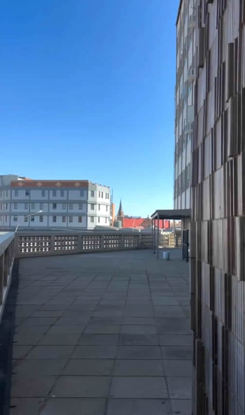 2nd floor balcony